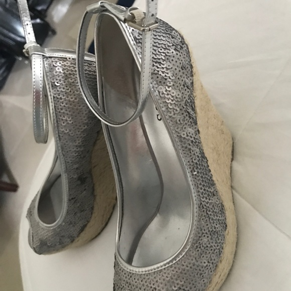 Shoes - Picture 3 of 3